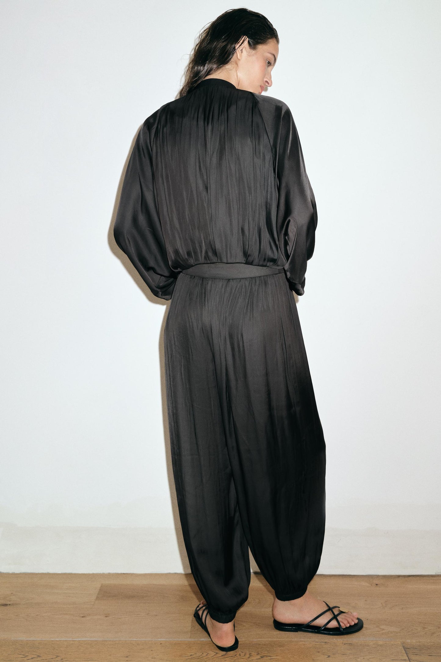 #242524, Noir